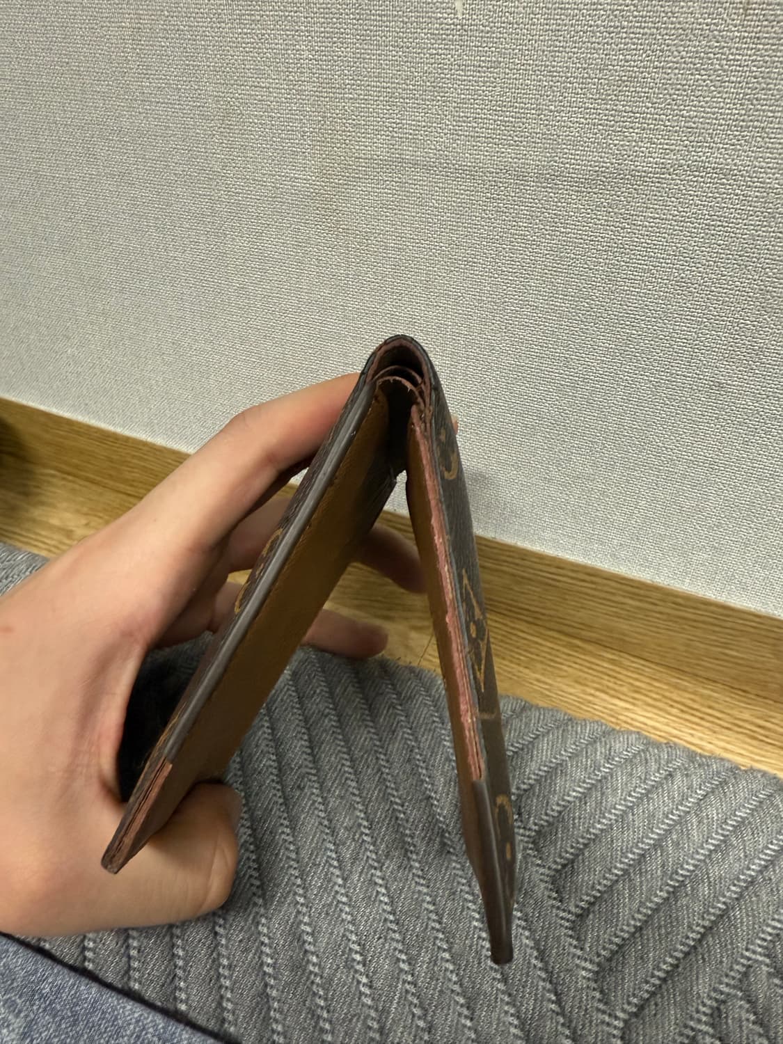 루이비통 반지갑 상품이미지4