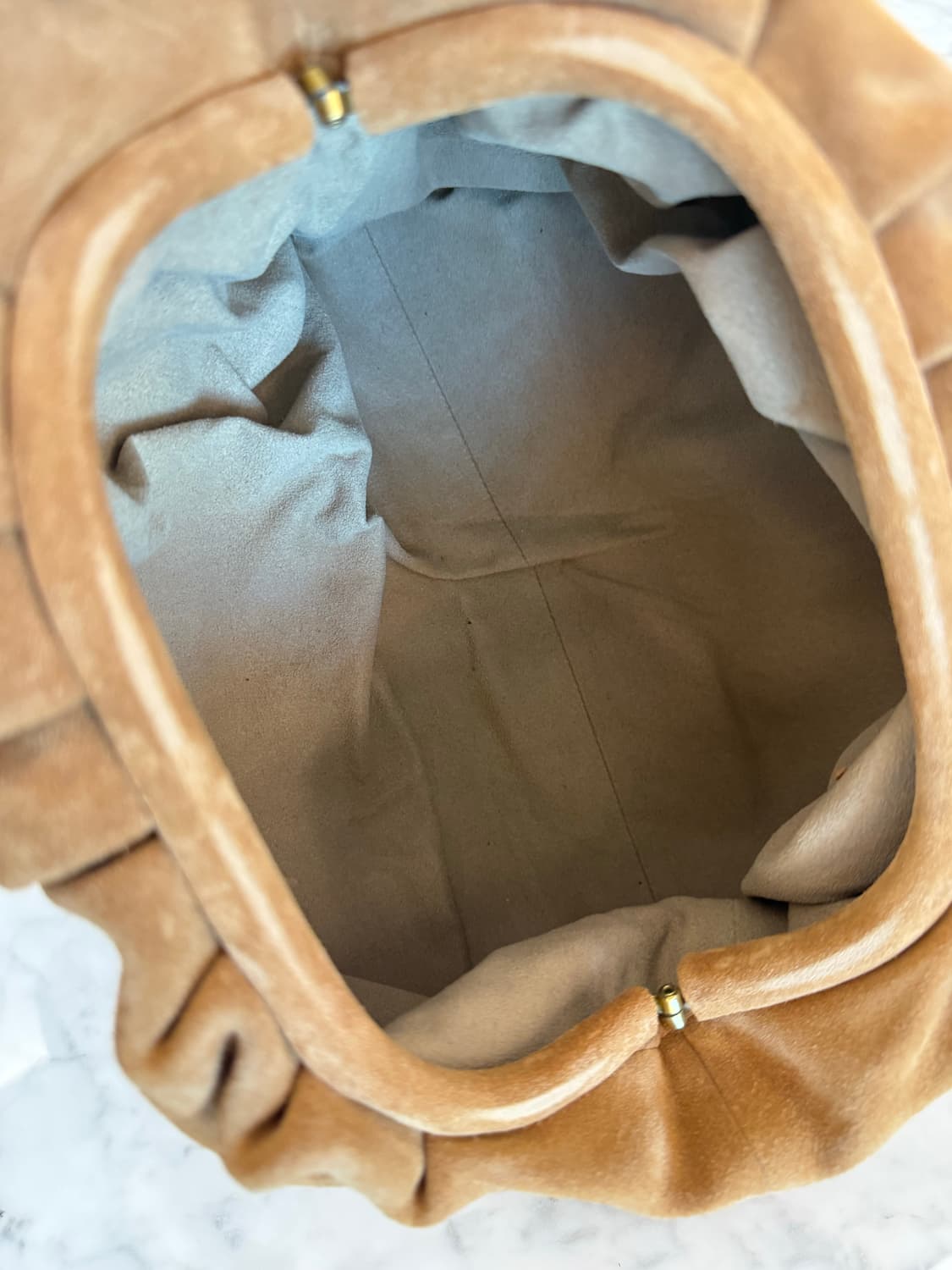 쏭스튜디오 스웨이드 숄더백 상품이미지3