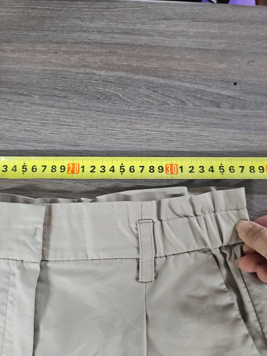 조이너스 얇은 베이지 플리츠 반바지 71 상품이미지5