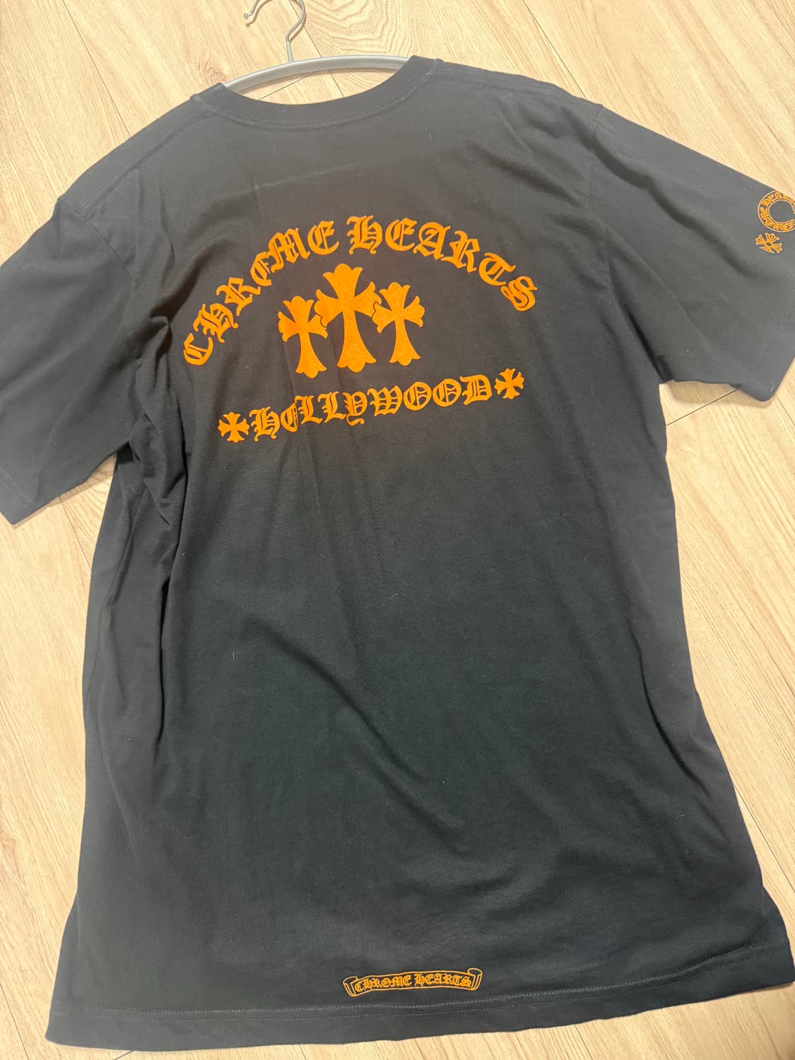 [L] 크롬하츠 오렌지 세메터리 티셔츠 블랙 상품이미지4