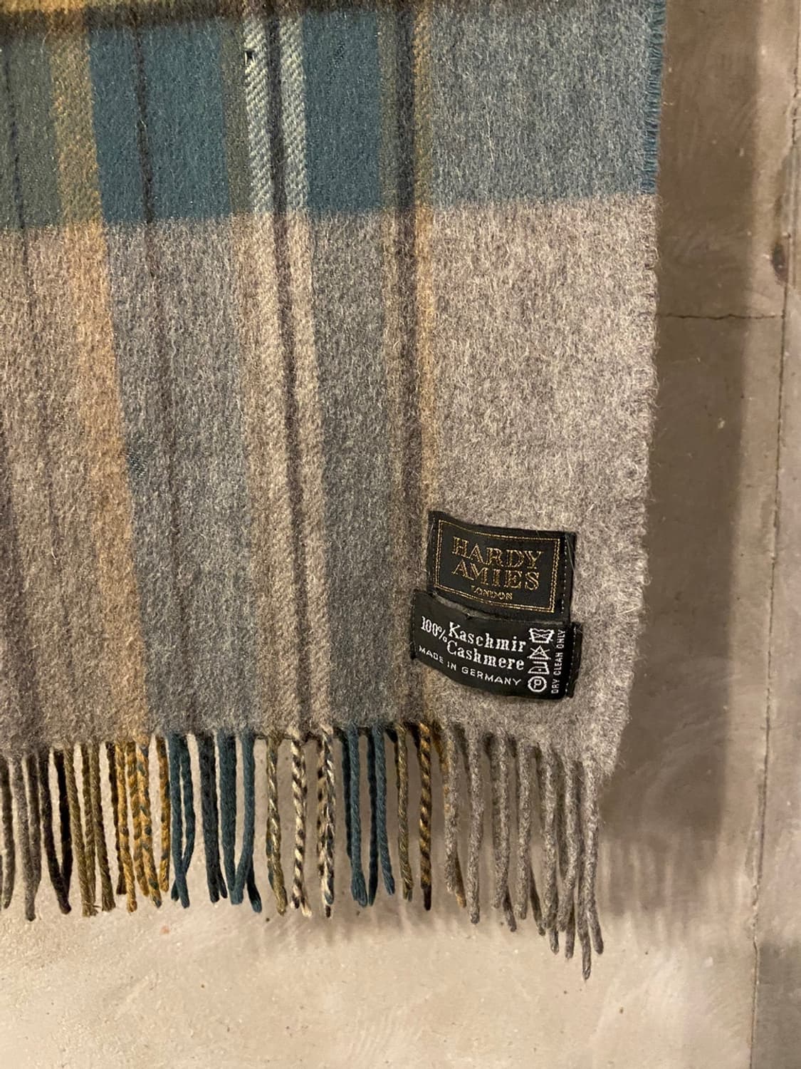 하디스 아미 캐시미어 머플러  상품이미지5