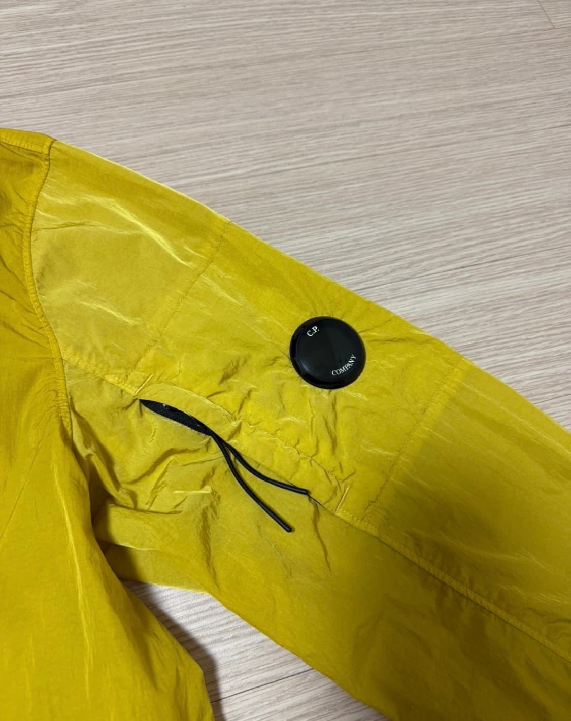 Cp 컴퍼니 크롬-R 렌즈 자켓 48사이즈 상품이미지2