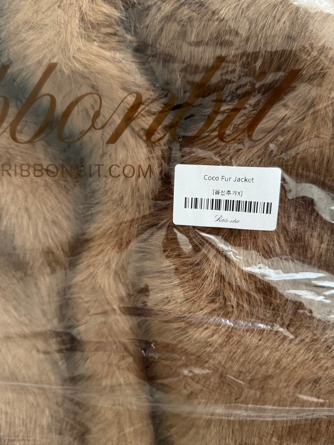 리본빛 코코 퍼 자켓 coco fur jacket ribbonbit 상품이미지1