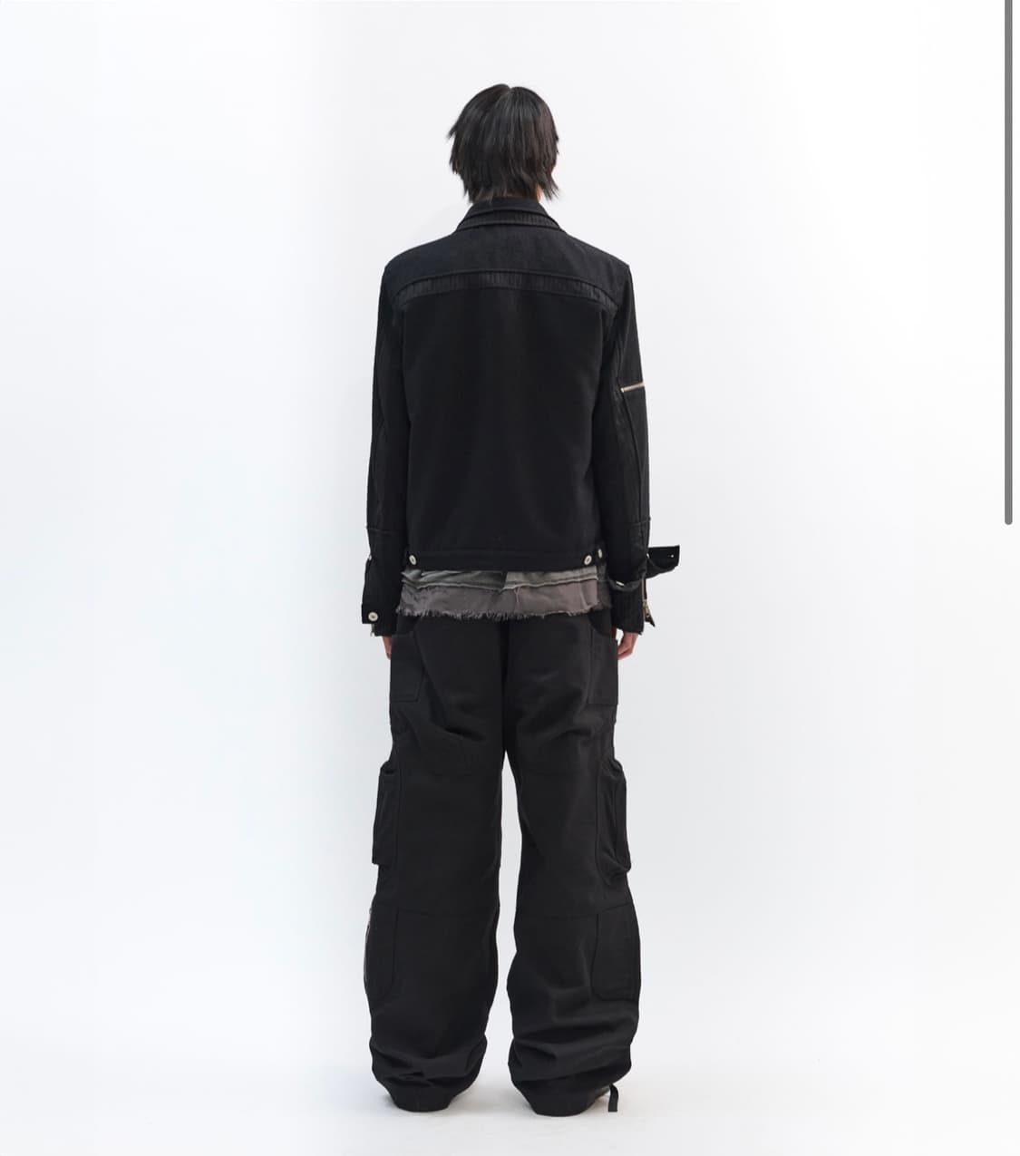 ROUGH LAYERED CUT TRUCKER BLACK 1 상품이미지4