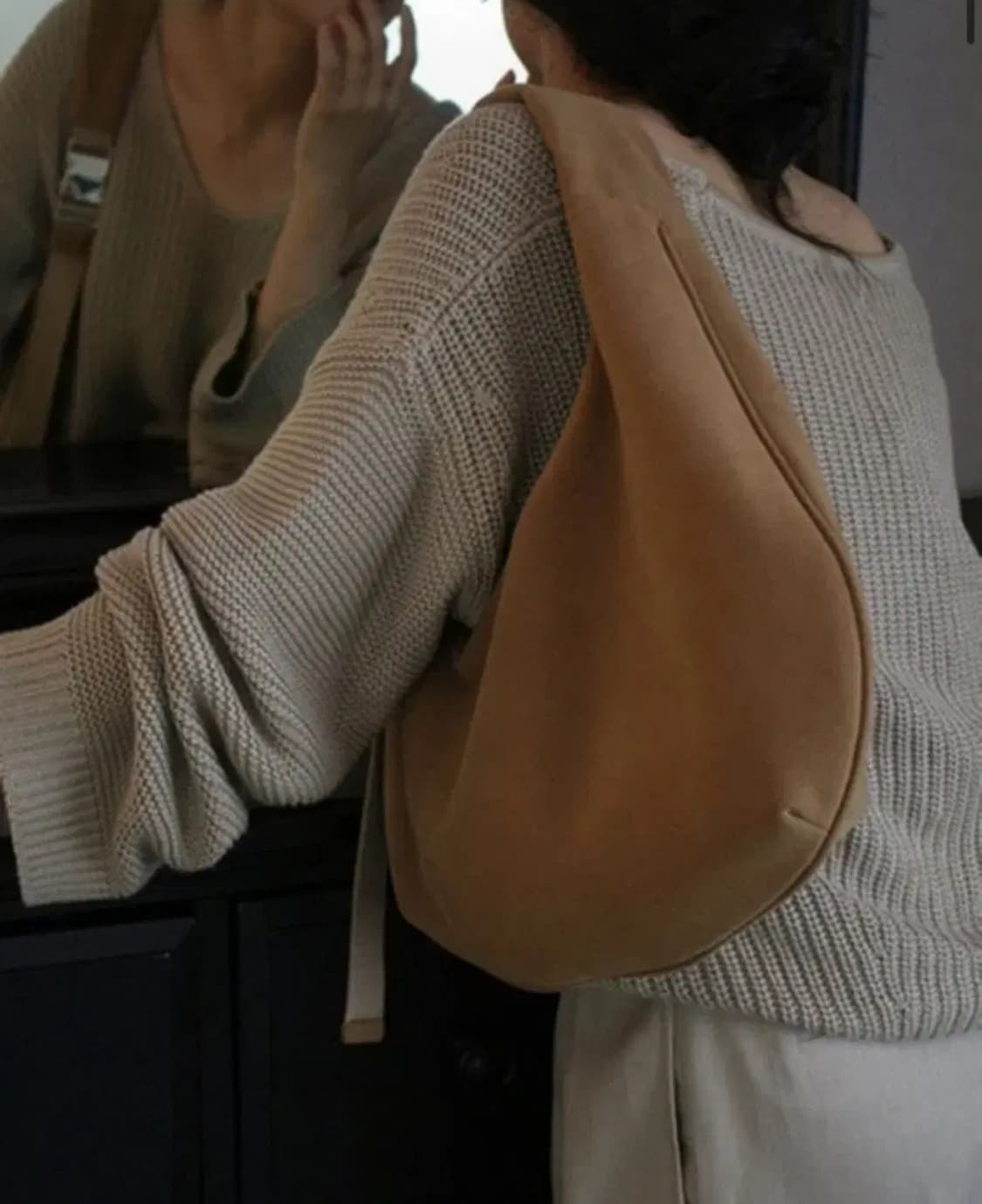 엣클립 언발란스 호보백 스웨이드 상품이미지3