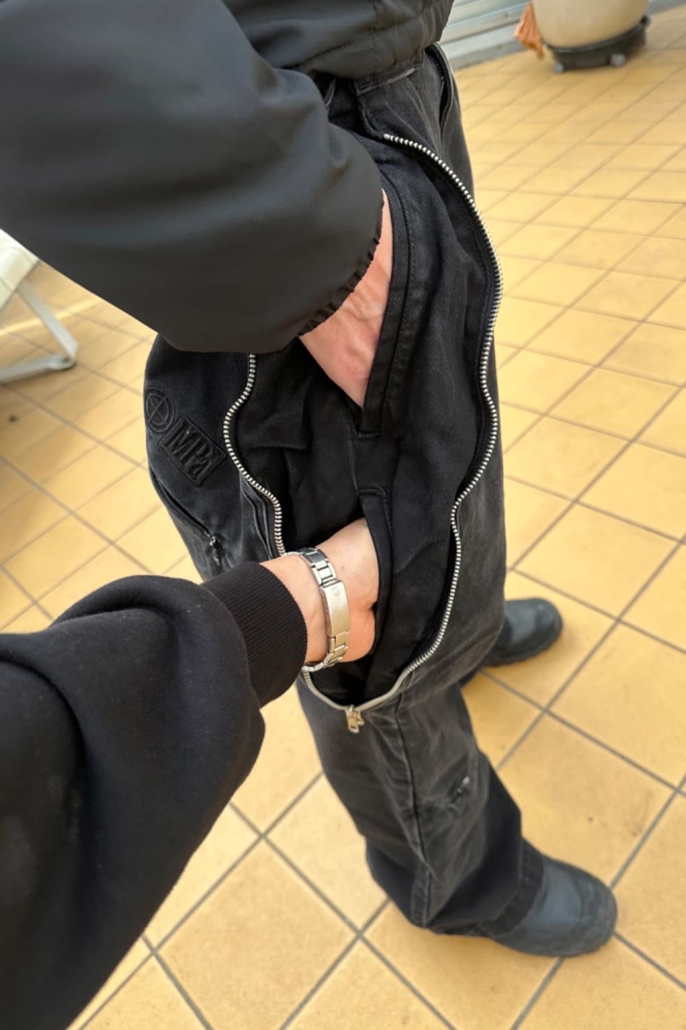 플라스틱프로덕트 투포켓 팬츠L사이즈 판매합니다 상품이미지2