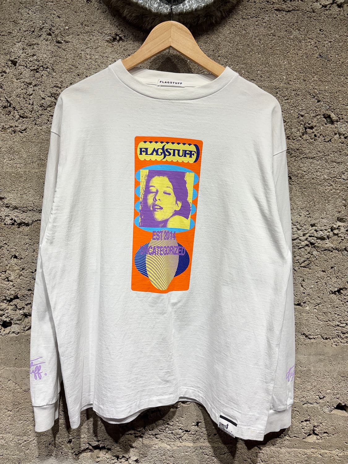 FLAGSTUFF 롱슬리브 티셔츠 상품이미지1