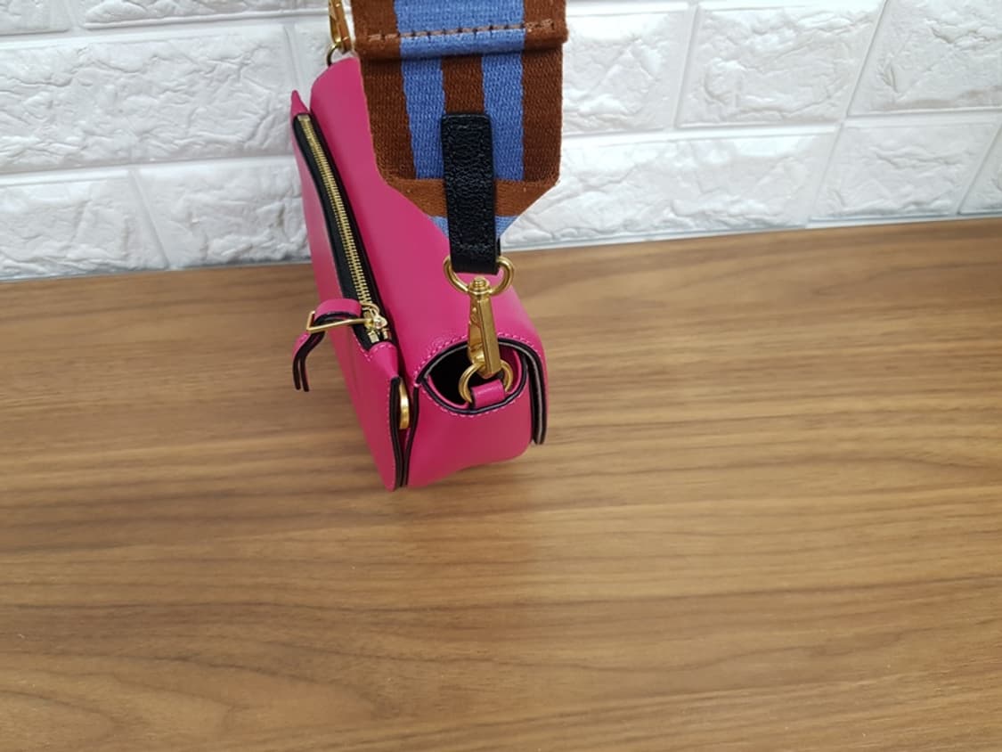 오야니 로티새들 크로스백 상품이미지2