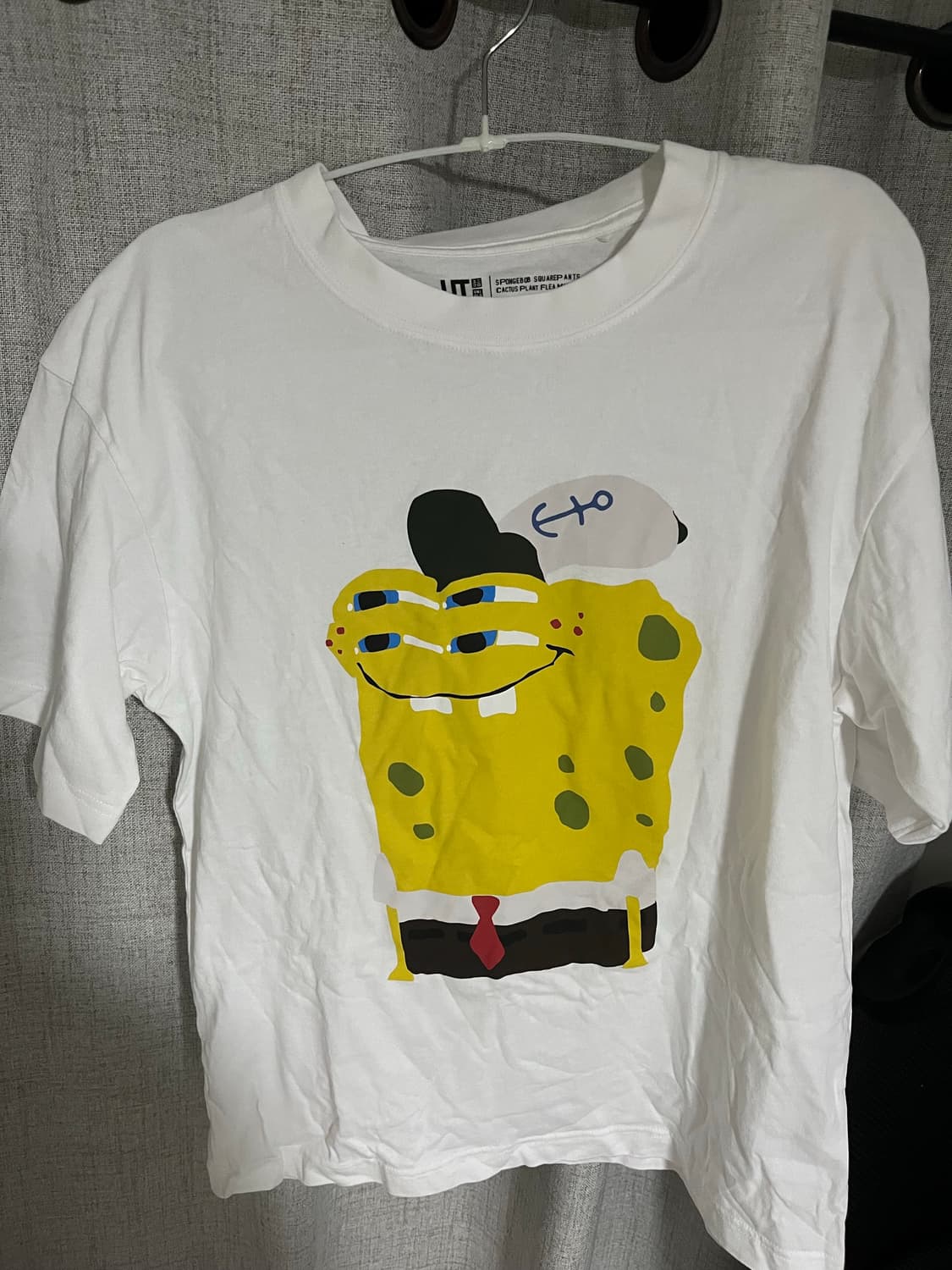 유니클로 스폰지밥 티셔츠 상품이미지4