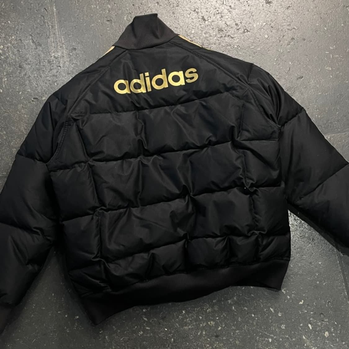 105 아디다스 패딩  상품이미지5