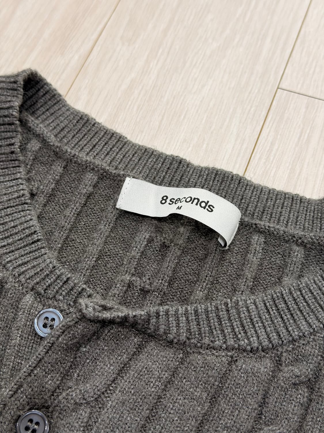 에잇세컨즈 꽈배기 헨리넥 니트 풀오버 애쉬 상품이미지2