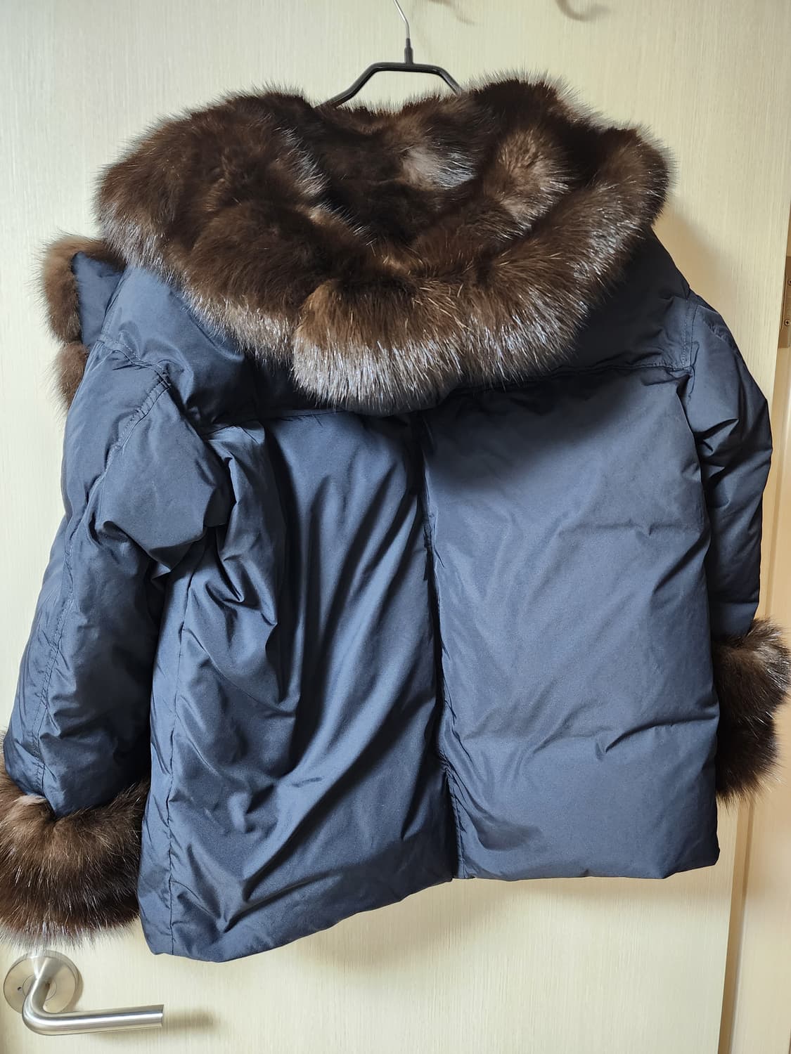 (23년) 이브살로몬 세이블 밍크 퍼 트리밍 패딩 코트 55 상품이미지4