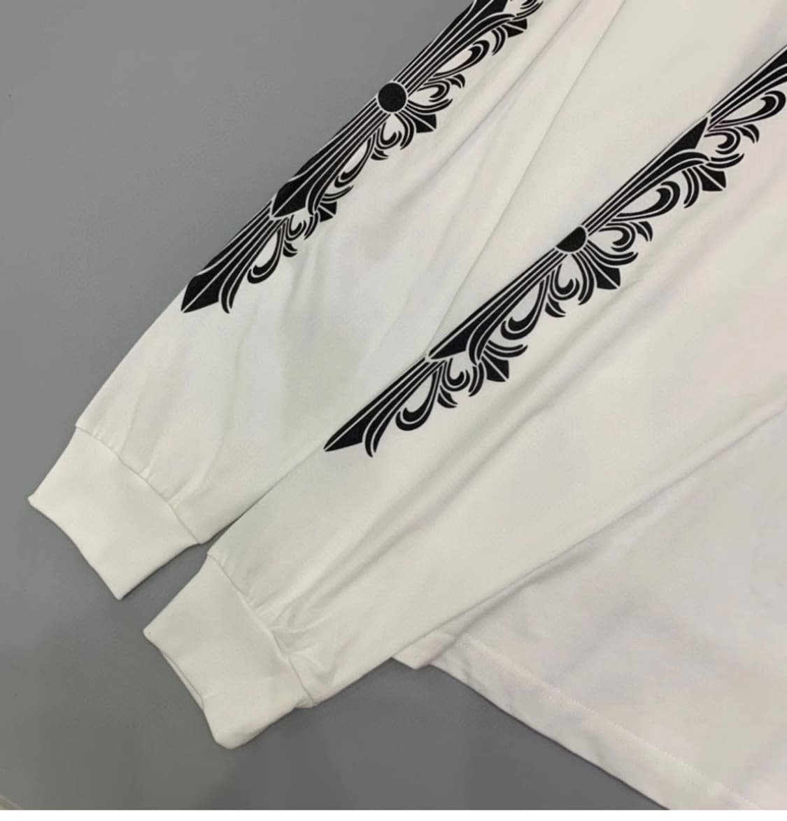 크롬하츠 롱슬리브 상품이미지3