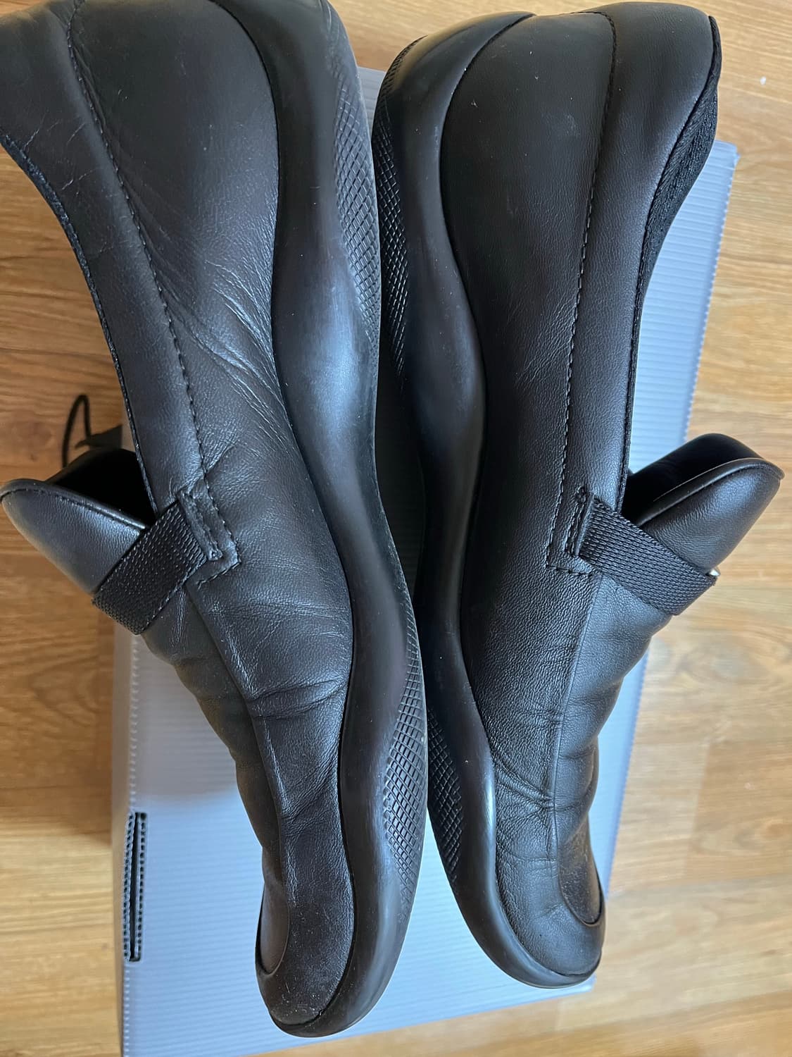 00s 블랙 프라다 스포츠 버클 로퍼 상품이미지5