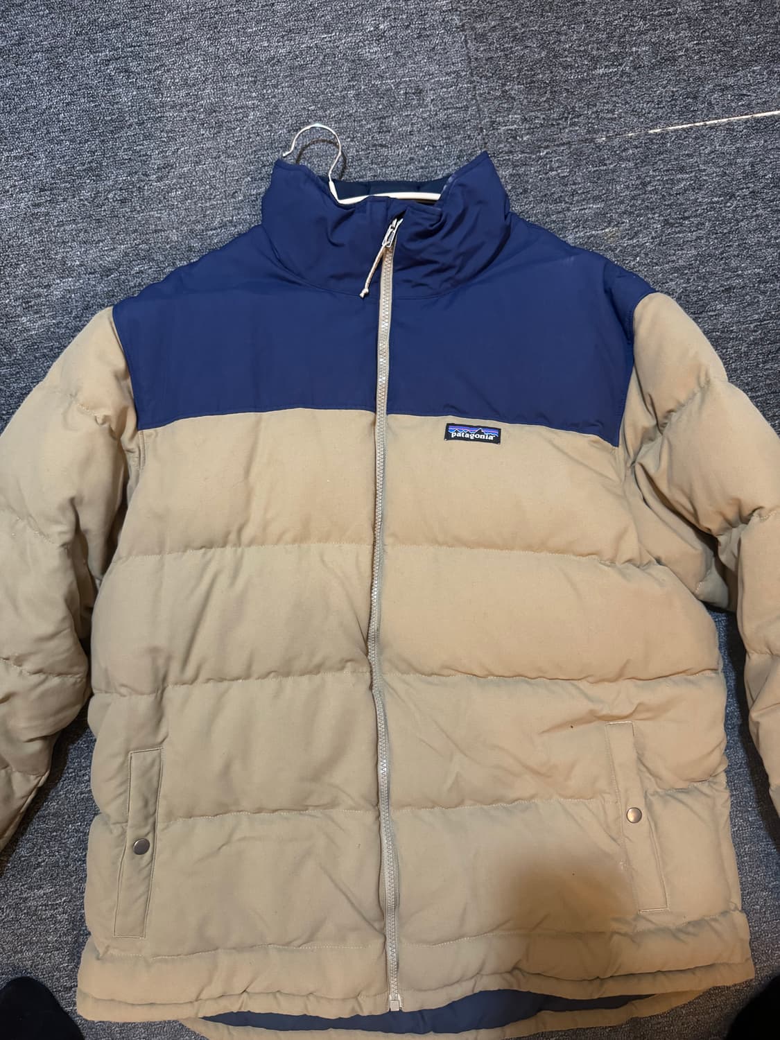 파타고니아 비비다운패딩 상품이미지1