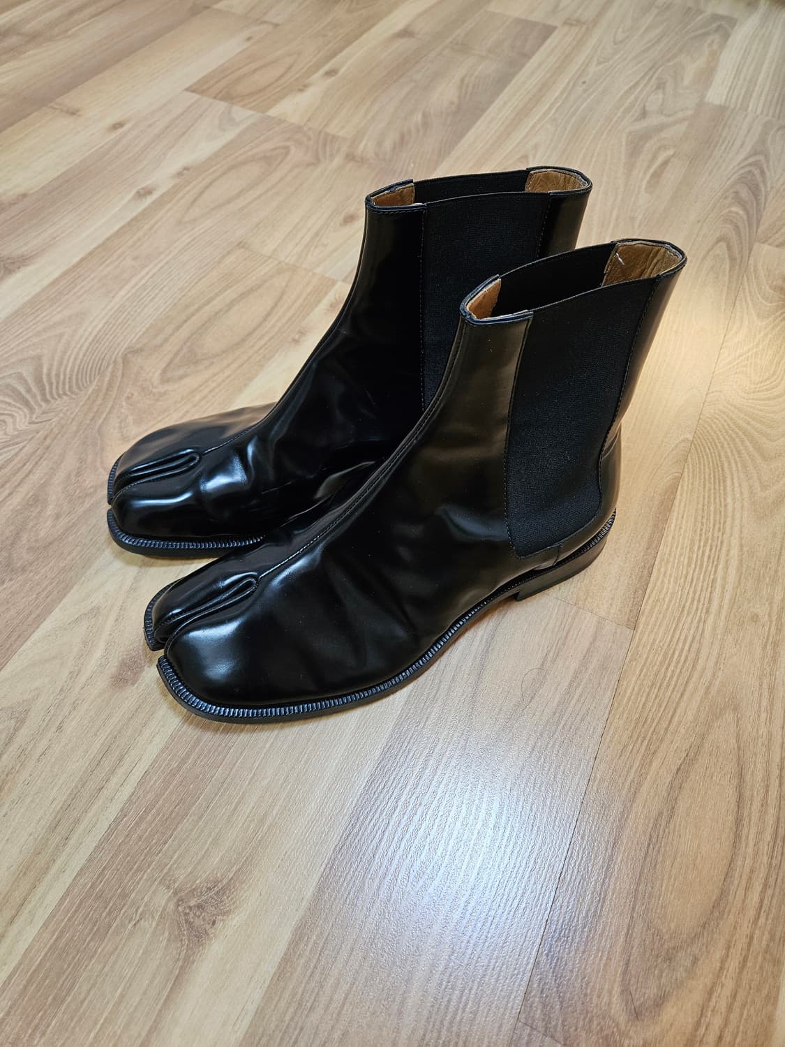 마르지엘라 타비 첼시 부츠 블랙 상품이미지1