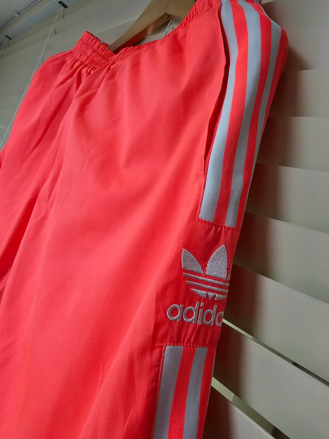 아디다스 우븐 락업 트랙팬츠 2XL 상품이미지2