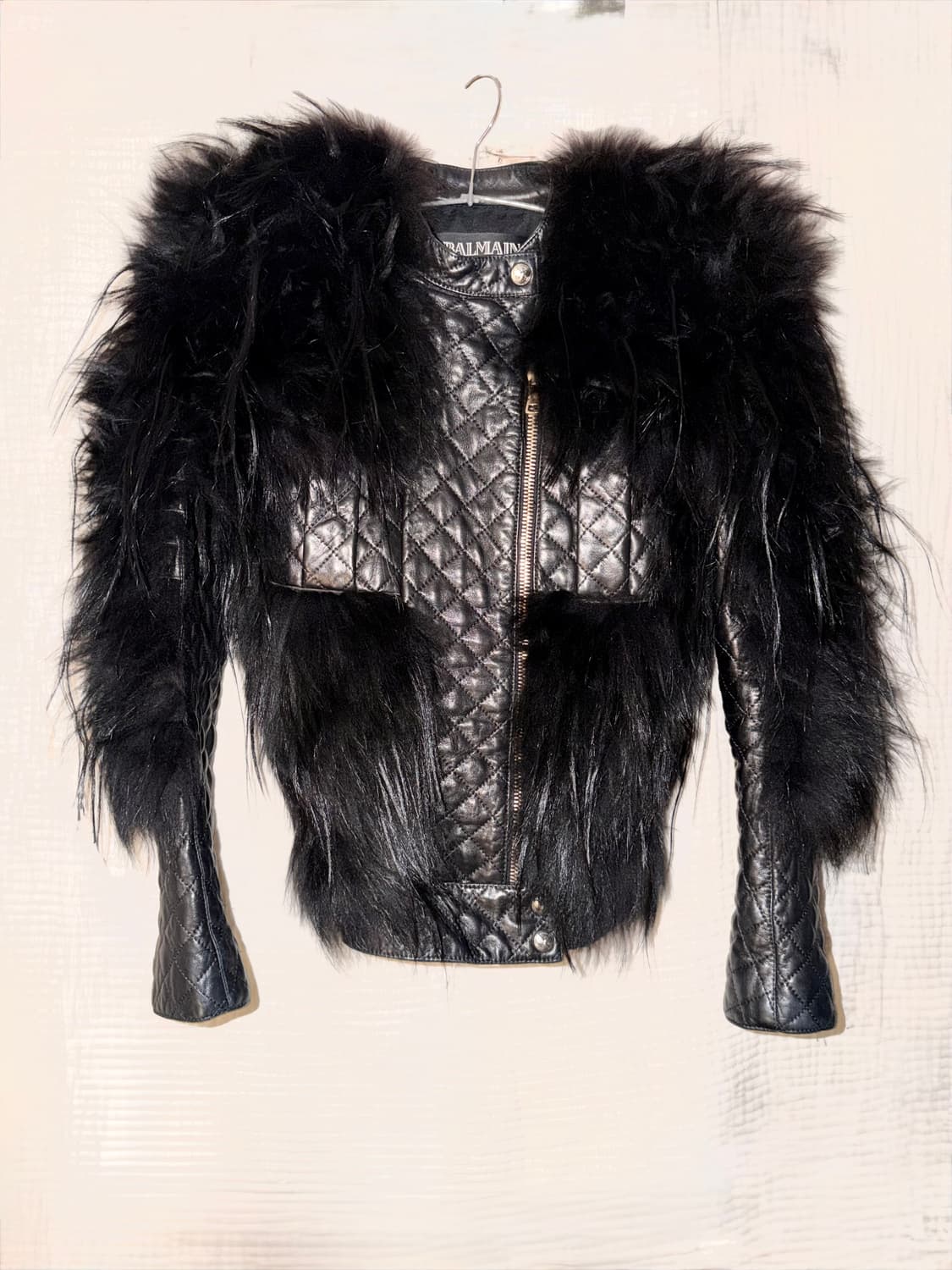 발망 12fw 아트피스 렘스킨 퀼팅 라쿤 퍼 크로스 재킷 상품이미지1