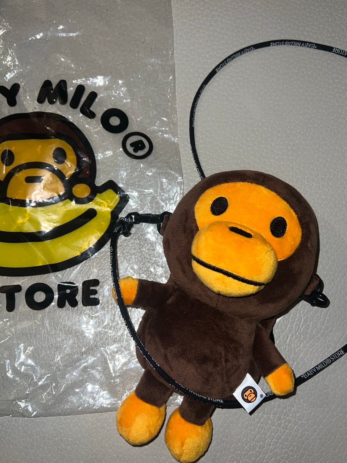 베이프 마일로 모바일백 택O 상품이미지3