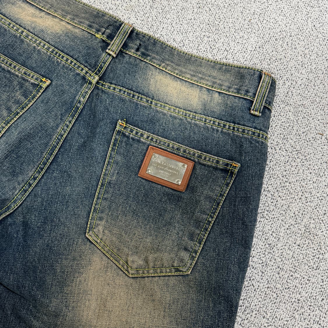 돌체앤가바나 메탈 로고 플레이트 워싱 데님 52 상품이미지4