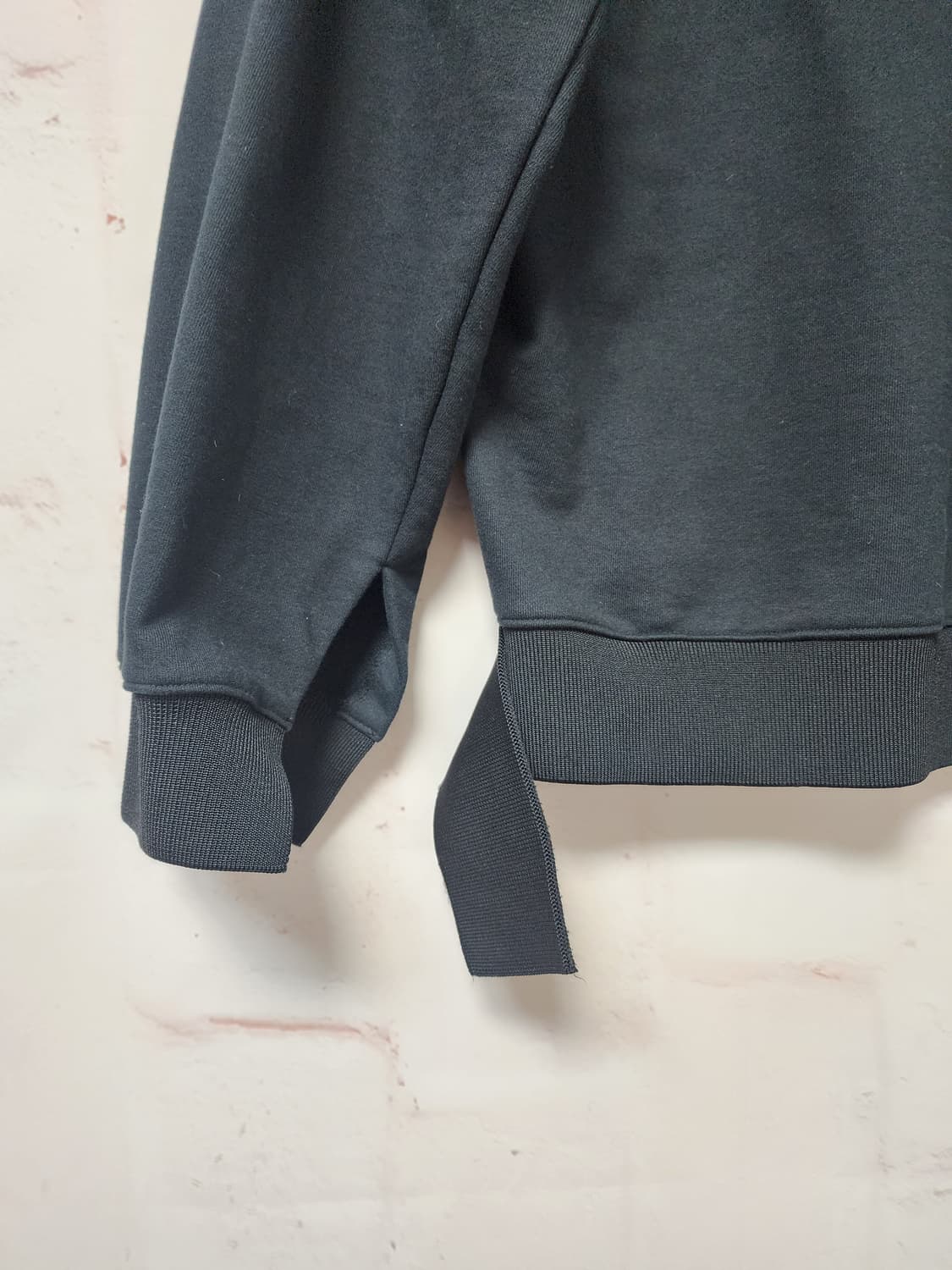 시스템옴므 블랙 맨투맨 티셔츠 상품이미지6