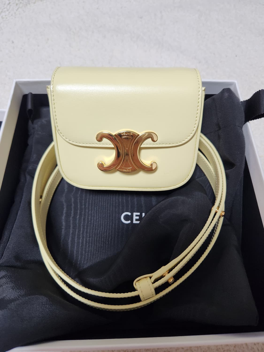 셀린느 미니 트리오페 옐로우 상품이미지4