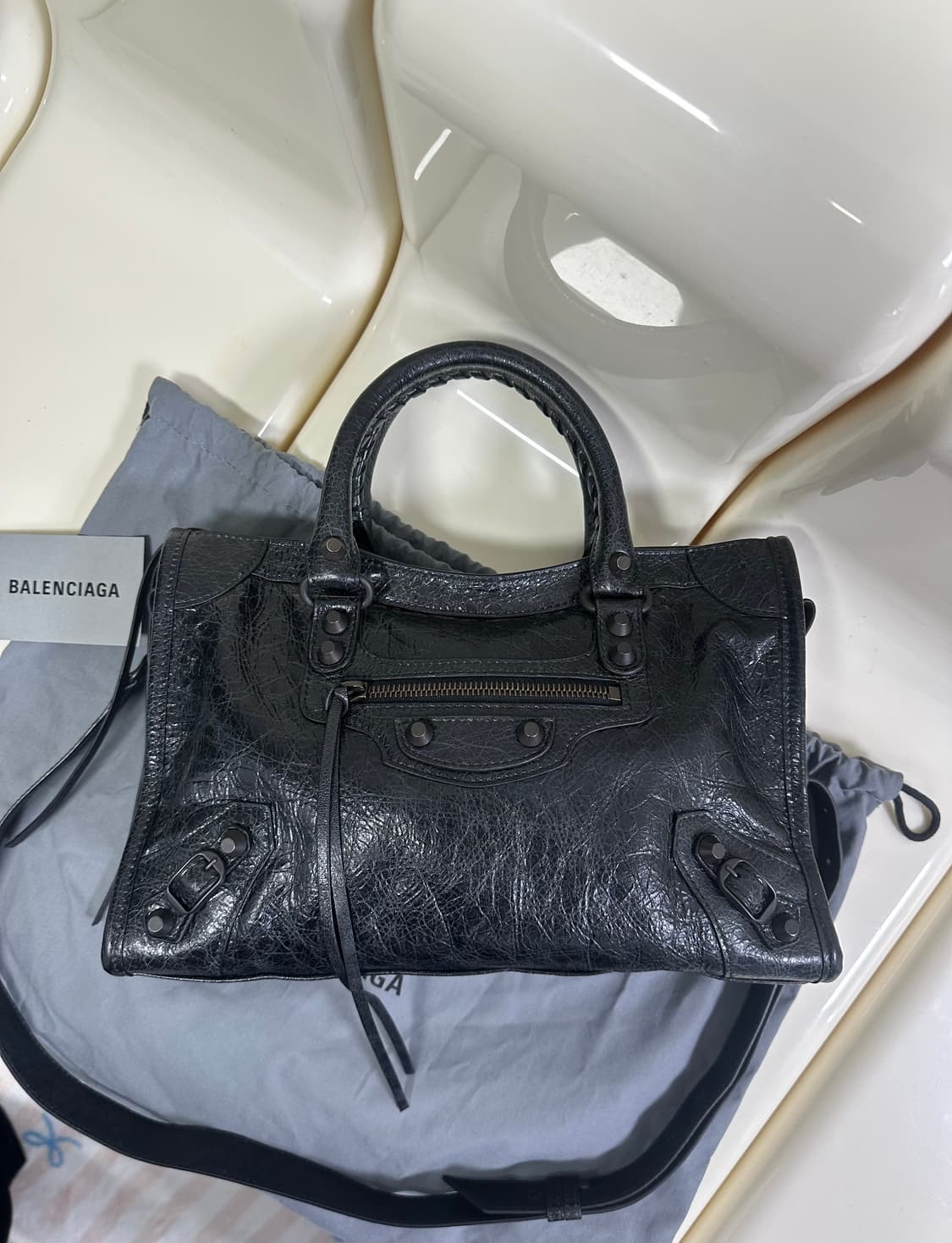 [새상품급 정품] 발렌시아가 르 시티 모터백 스몰 상품이미지7