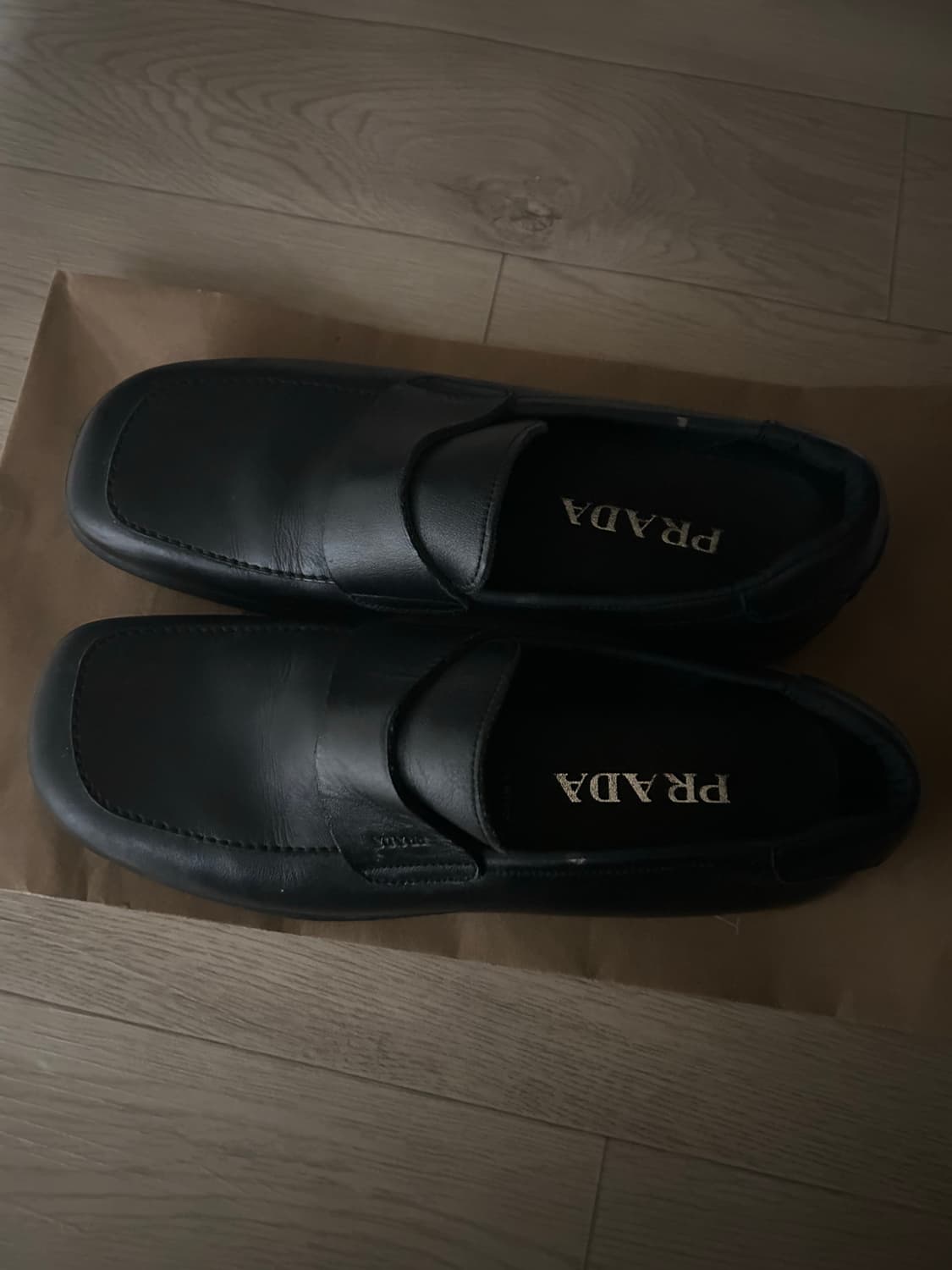 프라다 로퍼 270사이즈 상품이미지1