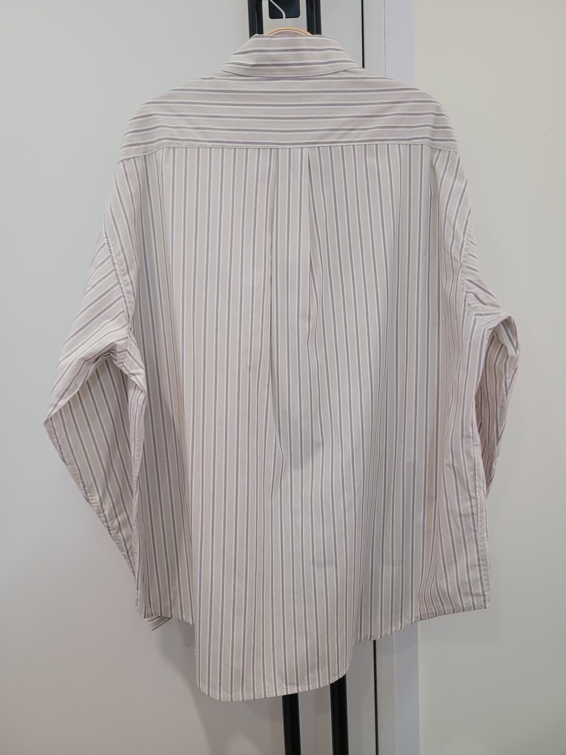 효지 HYOJI 스트라이프 긴팔 셔츠 오버핏 프리사이즈 택달린새제품 상품이미지6
