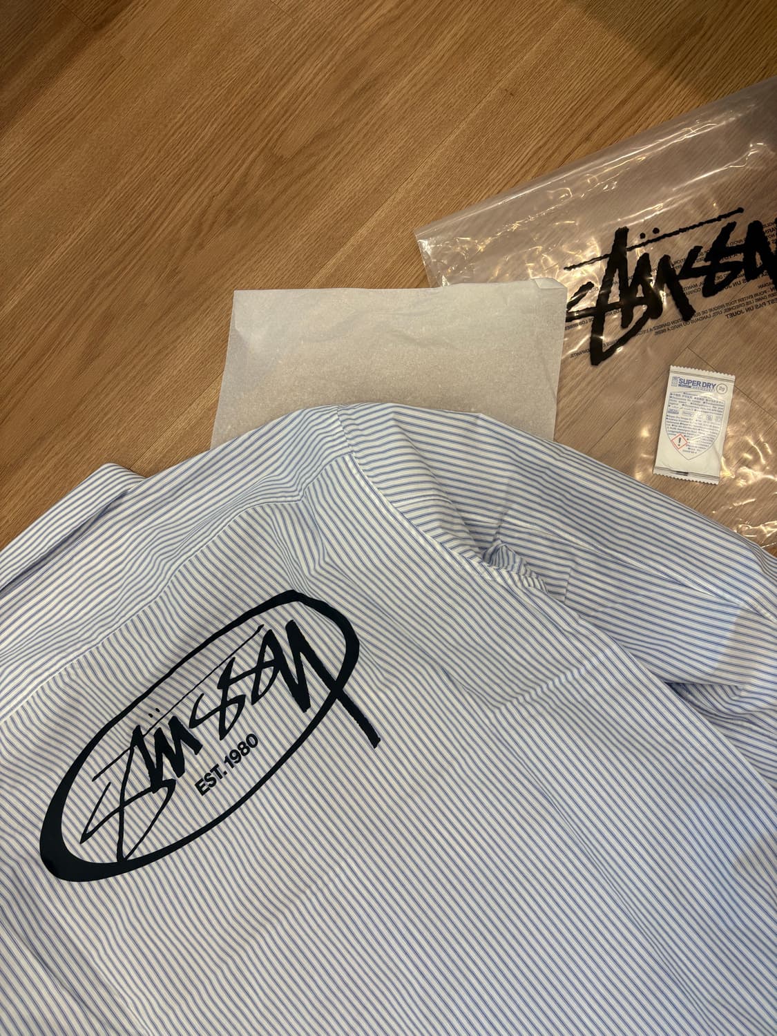 스투시 스탠다드 로고 셔츠 상품이미지4