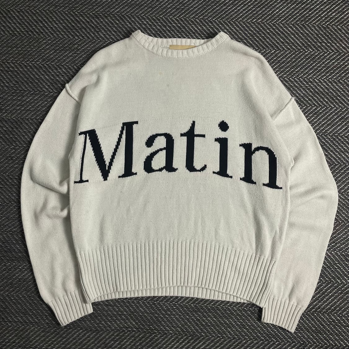 마뗑킴 빅로고 디테일 박시핏 니트y 2913 상품이미지2