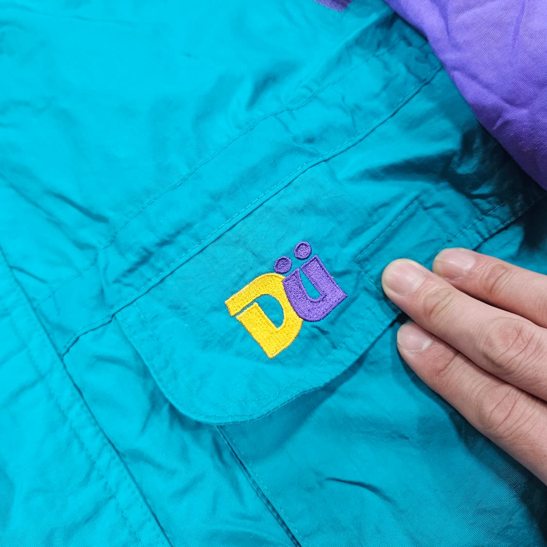 DUSSELDORF 빈티지 고프코어 바람막이 자켓 상품이미지3