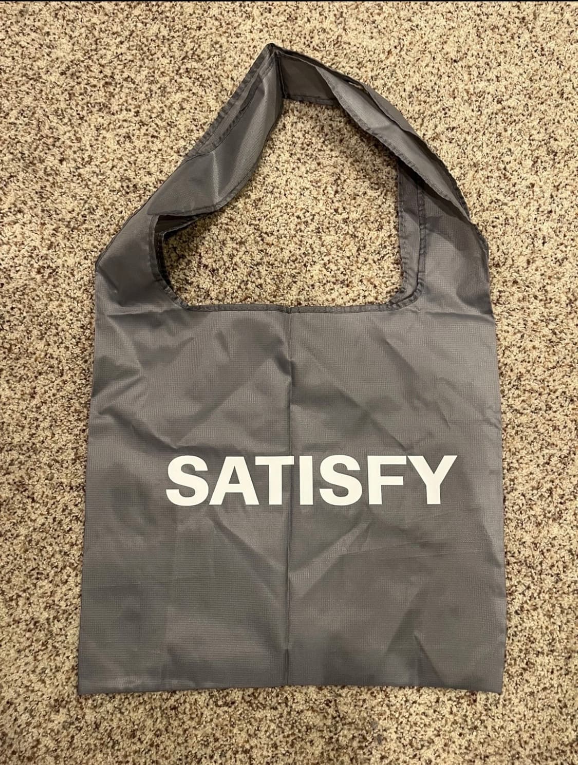 [os]satisfy 토트백 상품이미지1