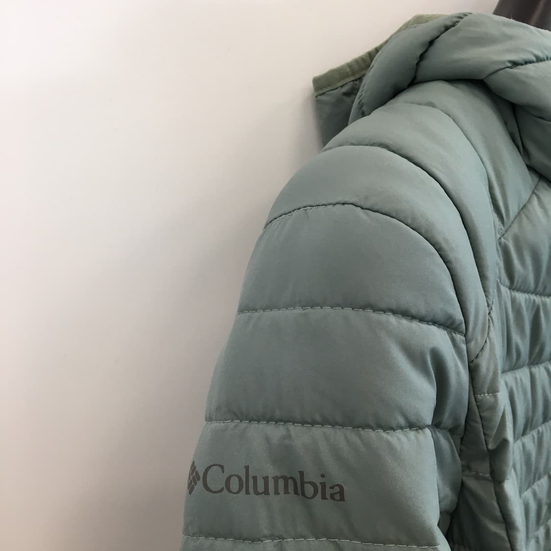 컬럼비아 옴니히트 경량 롱패딩 M  상품이미지3