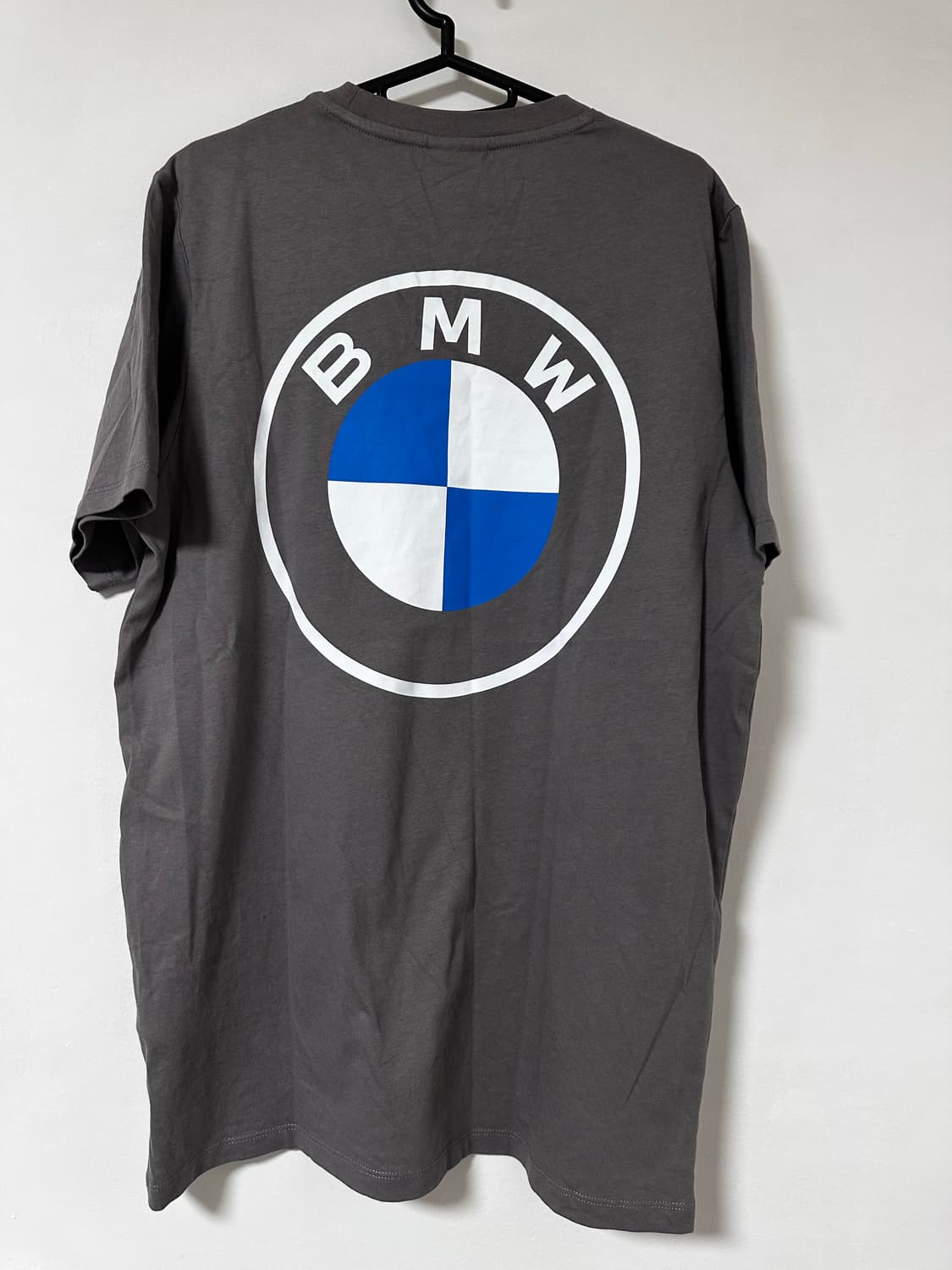 BMW 로고 반팔티 남성 그레이 반팔 상품이미지1