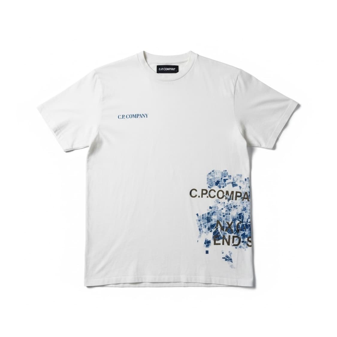 C.P. COMPANY 화이트 반팔티 XL 상품이미지1