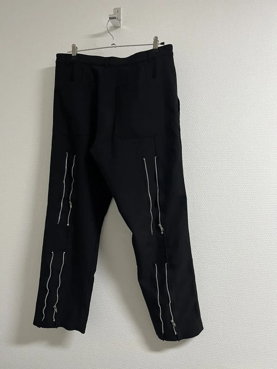 [L]꼼데가르송 블랙 지퍼 팬츠 상품이미지1