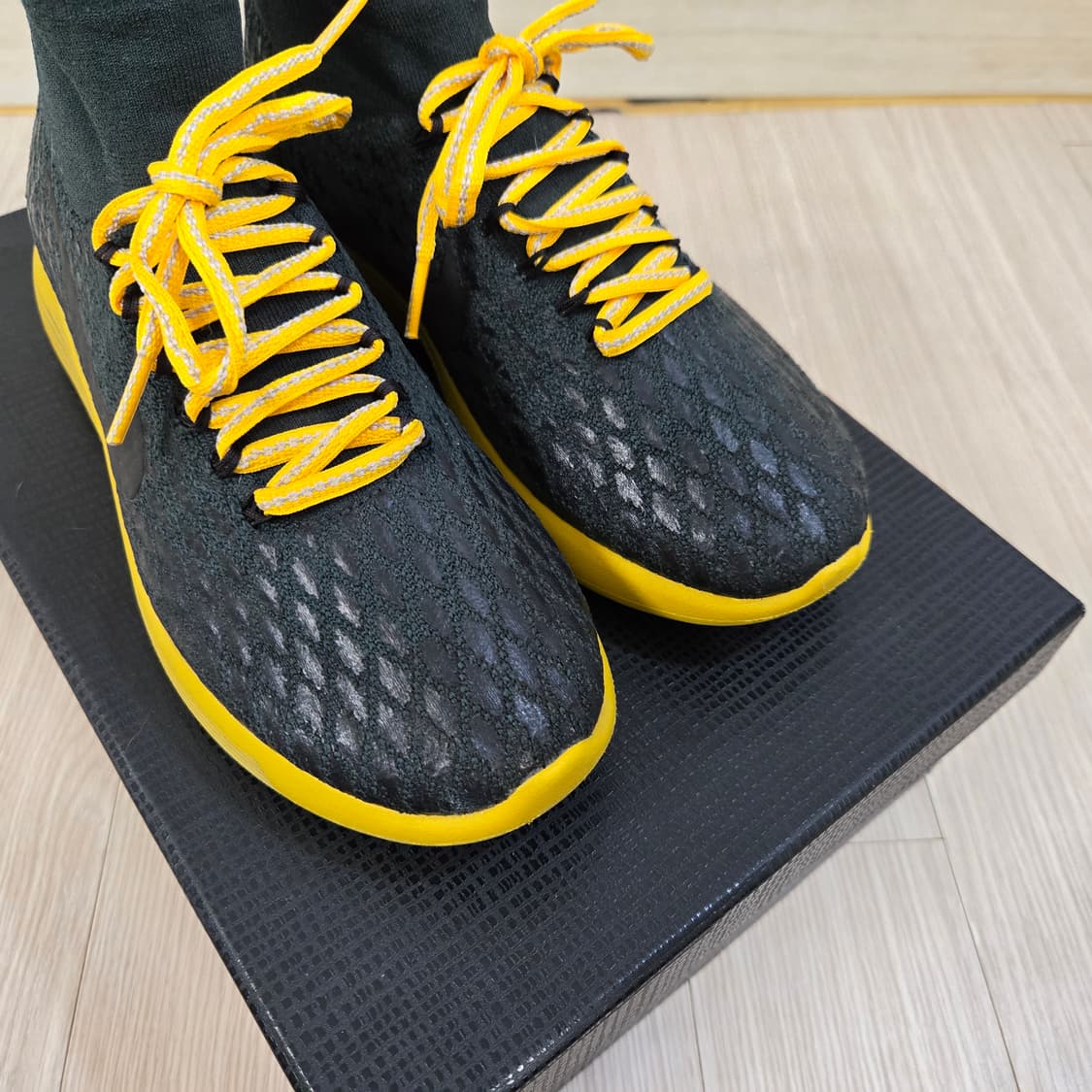 230 나이키 x 갸쿠소우 루나에픽 하이 쉴드 상품이미지5