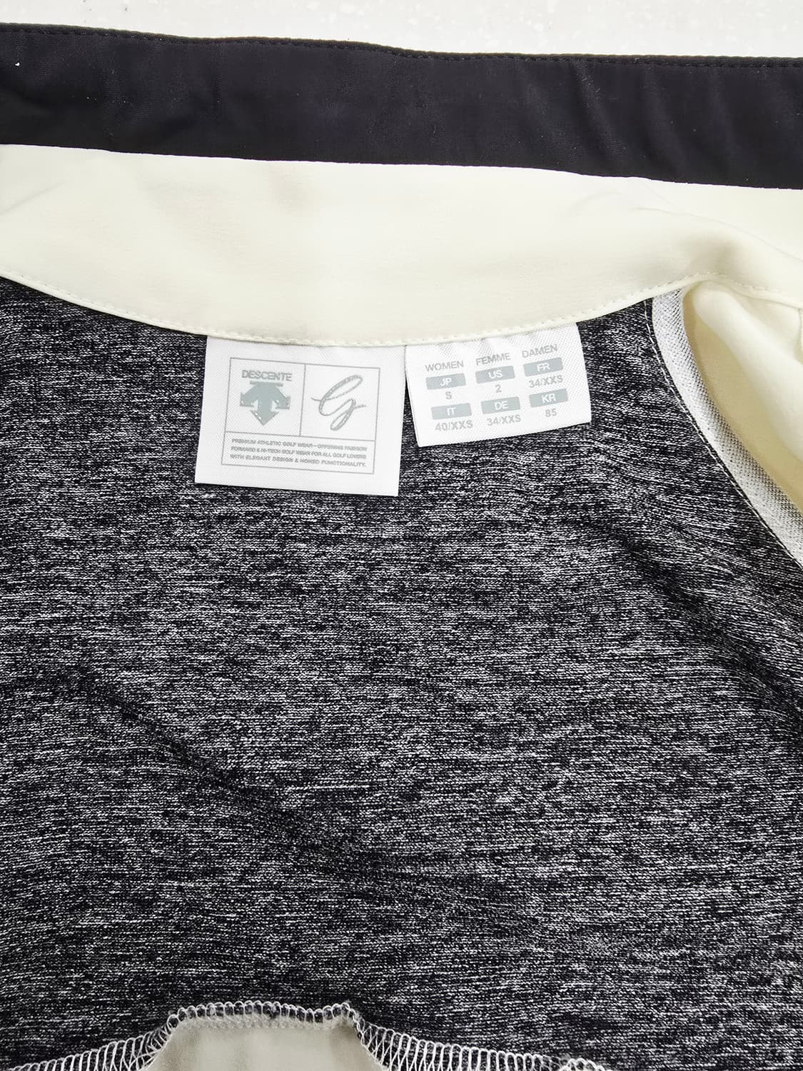 데상트 여성 아이보리 바람막이 자켓 집업 상품이미지9