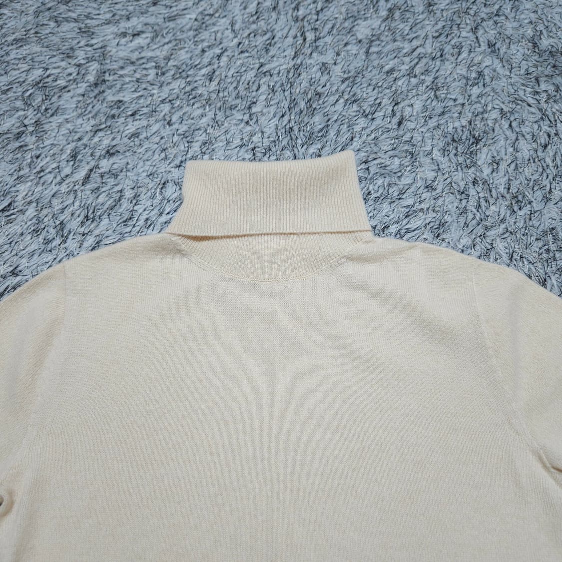 River리버) 55(36) 여성 캐시미어 목폴라니트 / 왕눈이샵 상품이미지3