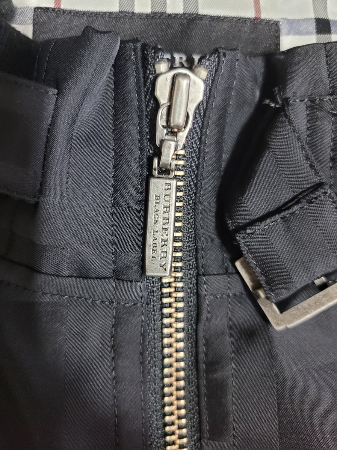 버버리 블랙라벨 체크 블루종 M 상품이미지4