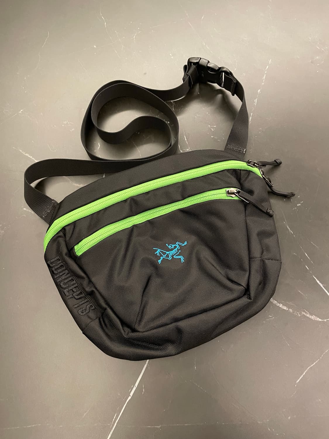 아크테릭스 컨셉트 마카 2 웨이스트팩 상품이미지1