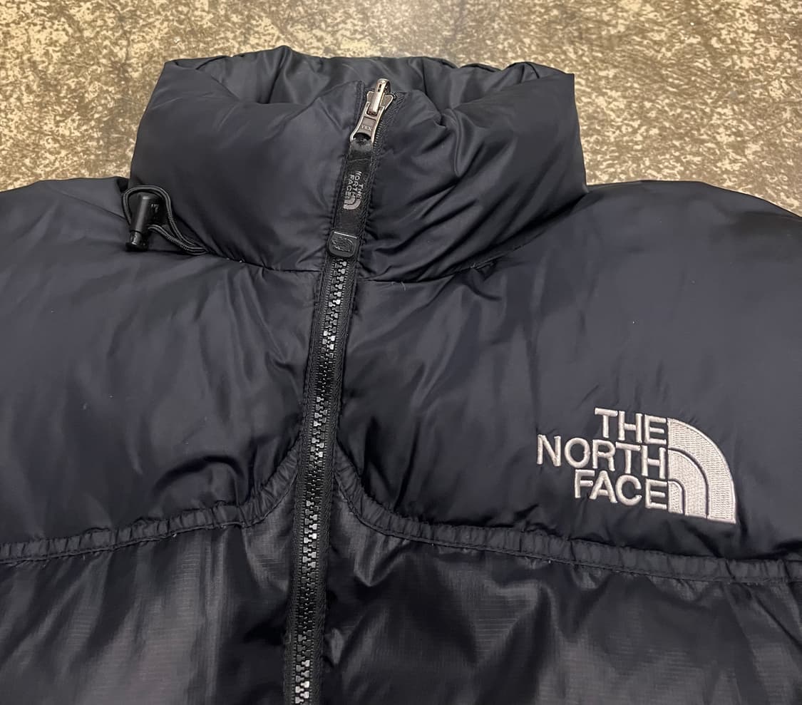 노스페이스 700 구형 눕시 구스 패딩 블랙 상품이미지3