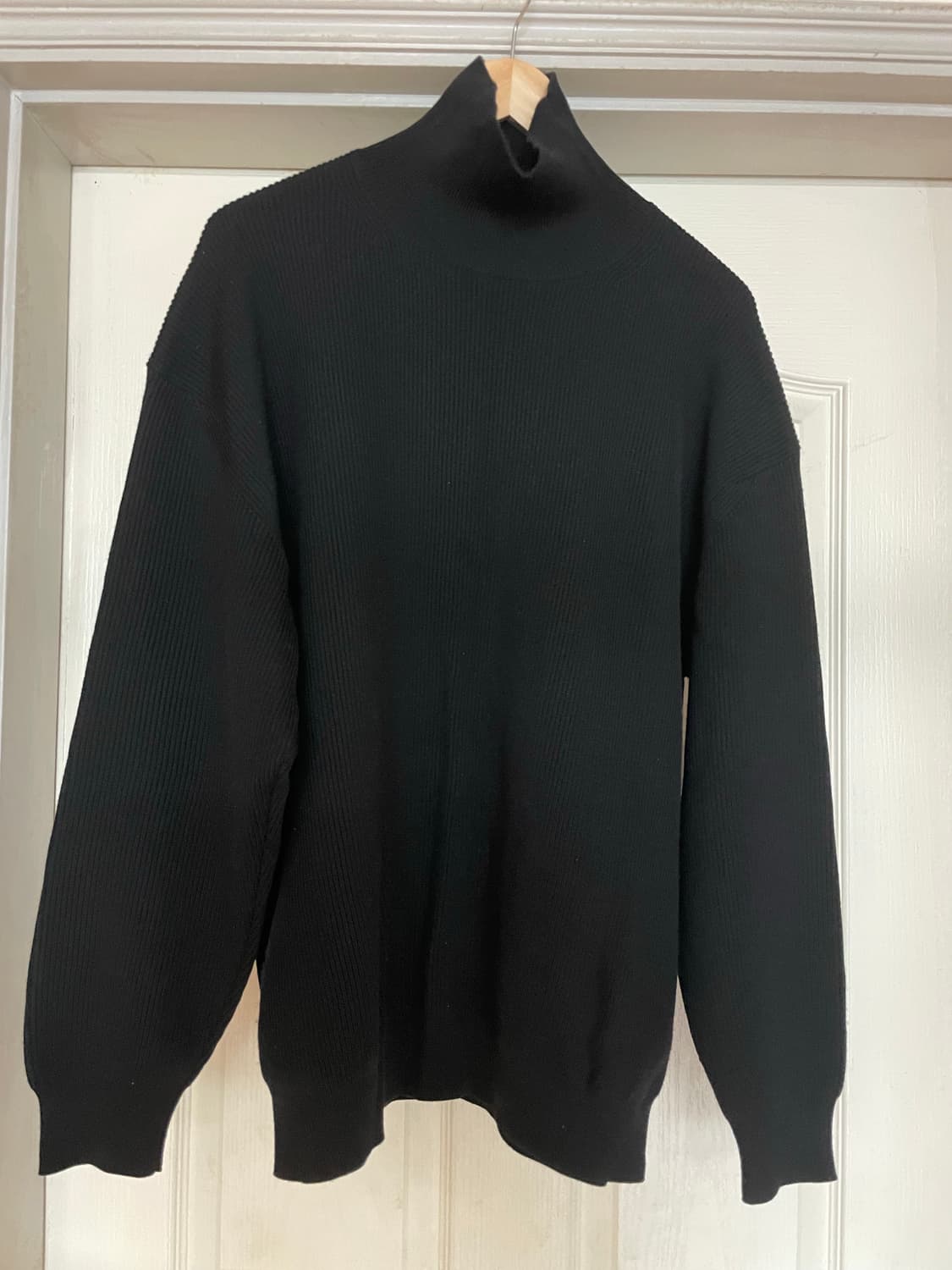 그라프페이퍼 하이덴시티 하이넥 니트  상품이미지1