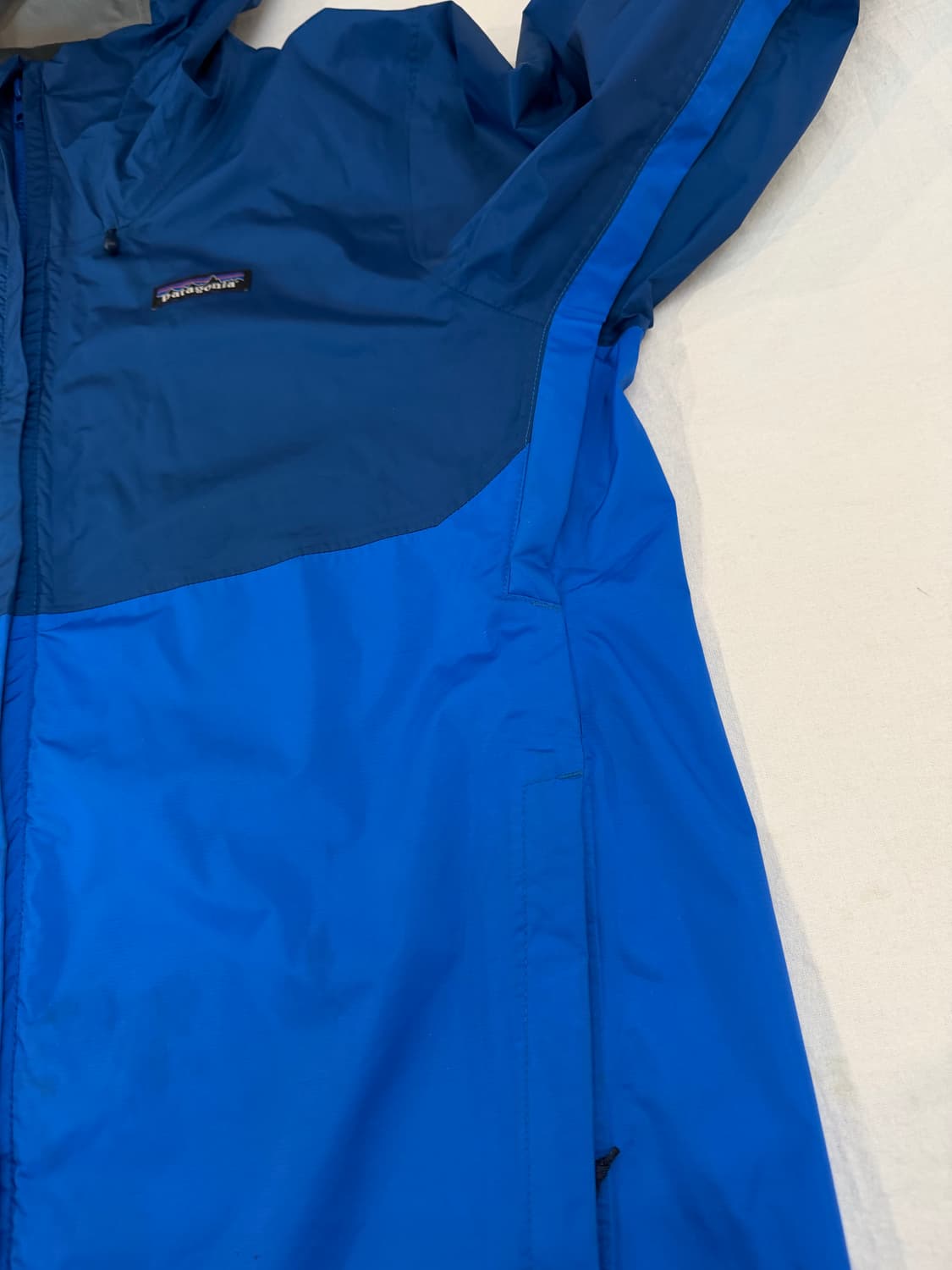 파타고니아 토렌쉘 3L 워터프루프 바람막이 슈피리어 블루 상품이미지3