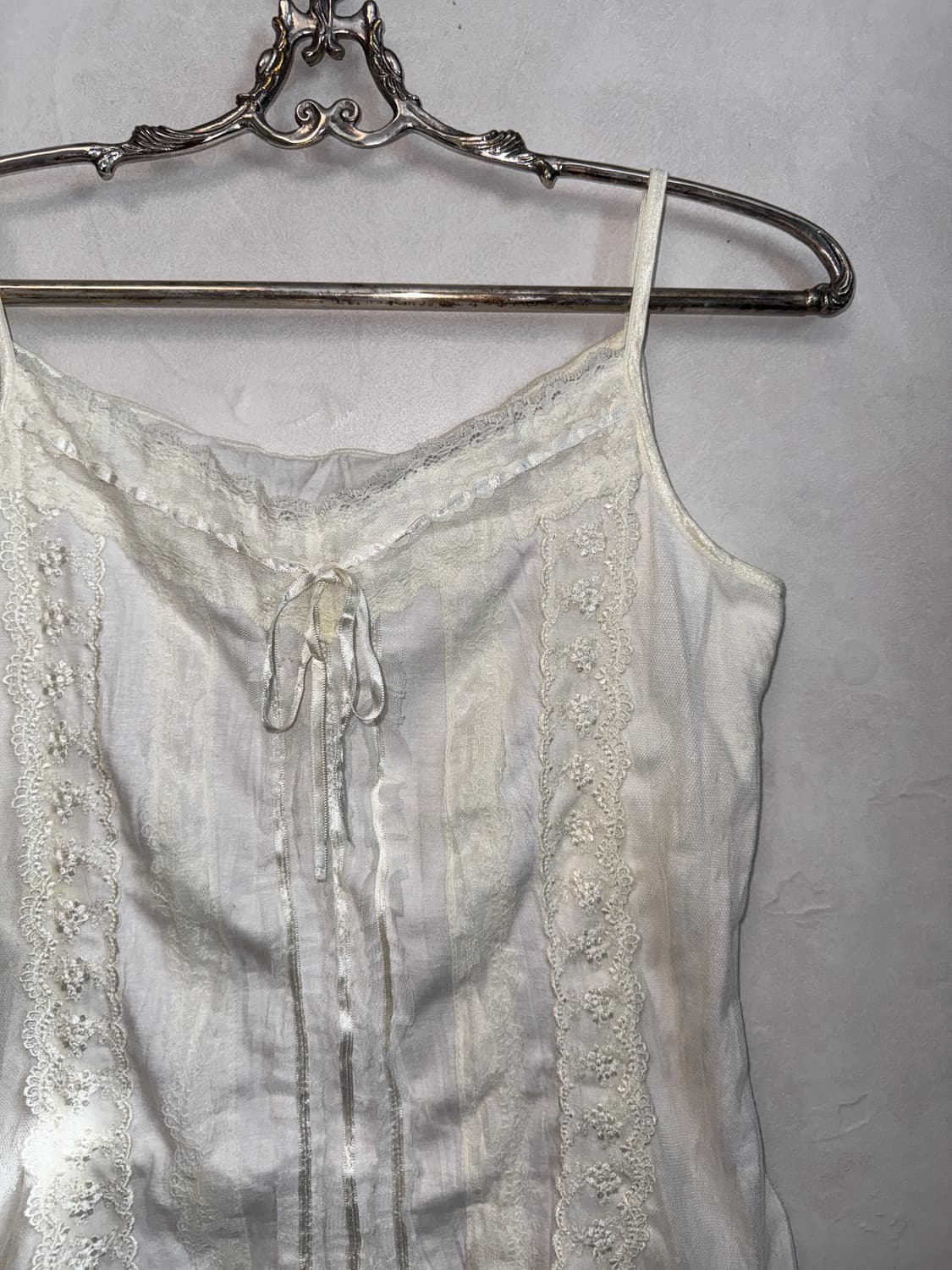 Ivory floral dot lace sleeveless  상품이미지3
