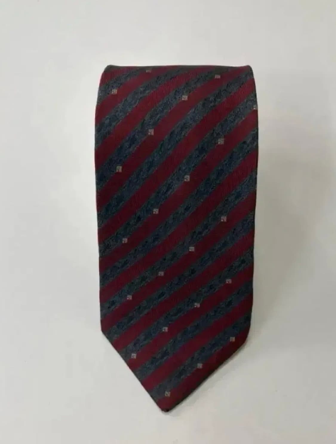 입생로랑 넥타이 상품이미지6