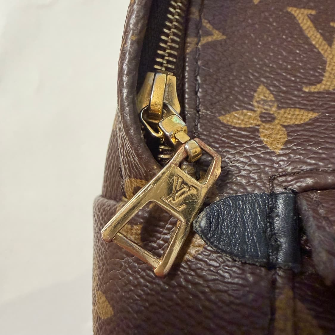 루이비통 모노그램 팜 스프링스 미니 백팩 상품이미지6