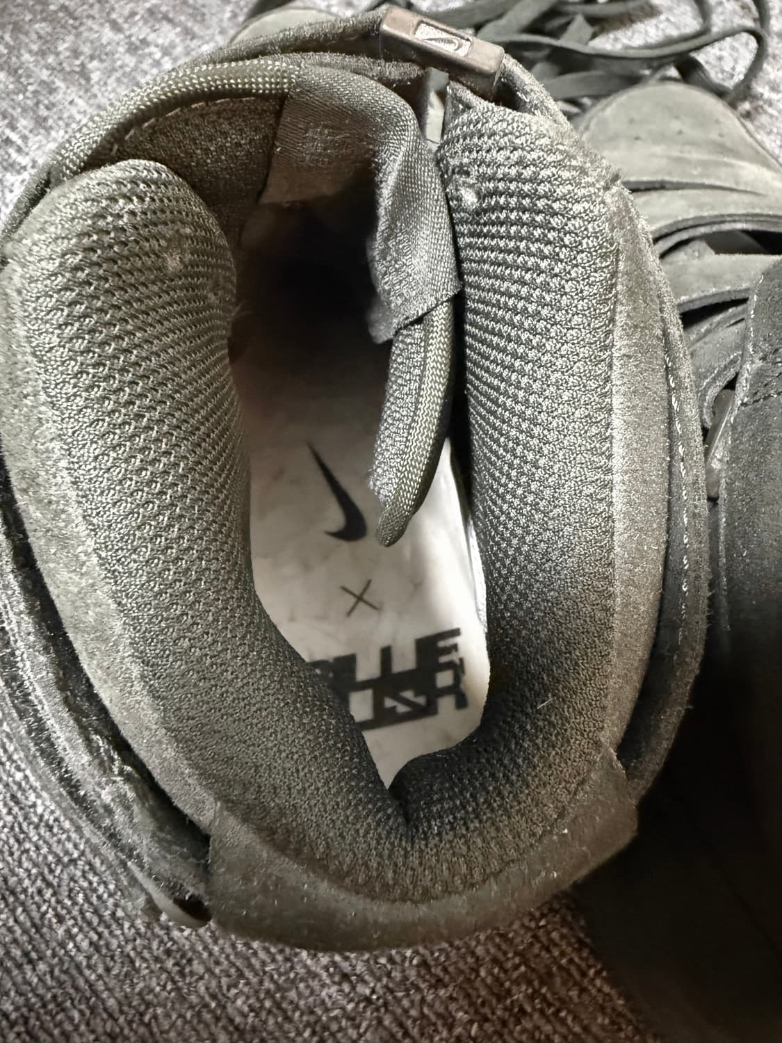 나이키 x 빌리 아일리시 에어포스1 하이 세쿼이아 / 크림 보증서 포함 상품이미지6