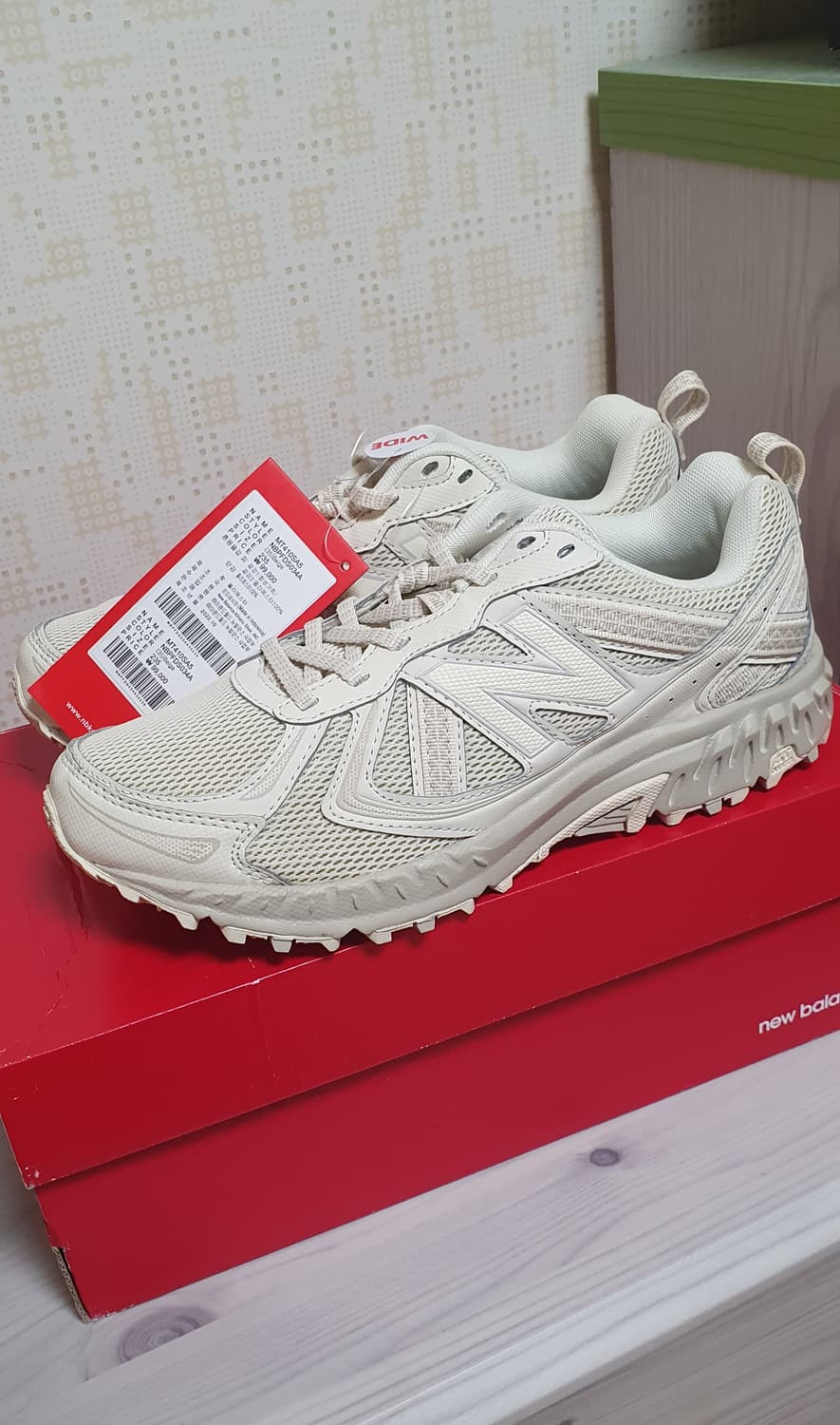 뉴발란스 410v5 트레일 베이지 235사이즈 판매 상품이미지2